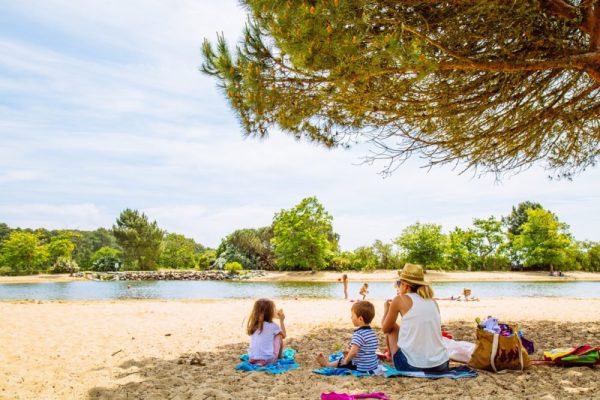 Pique-nique sur la plage Saint-Brice à Arès