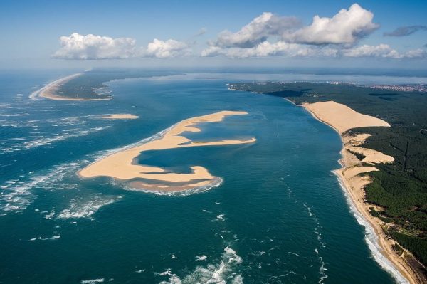 Vista aérea del Bassin d'Arcachon, el Banc d'Arguin y la Dune du Pilat